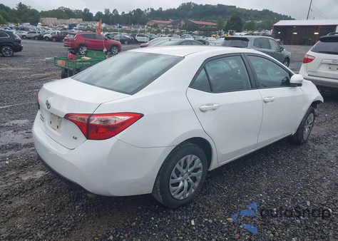 2018 Toyota Corolla Le z USA, uszkodzony, nr VIN 2T1BURHE5JC106856
